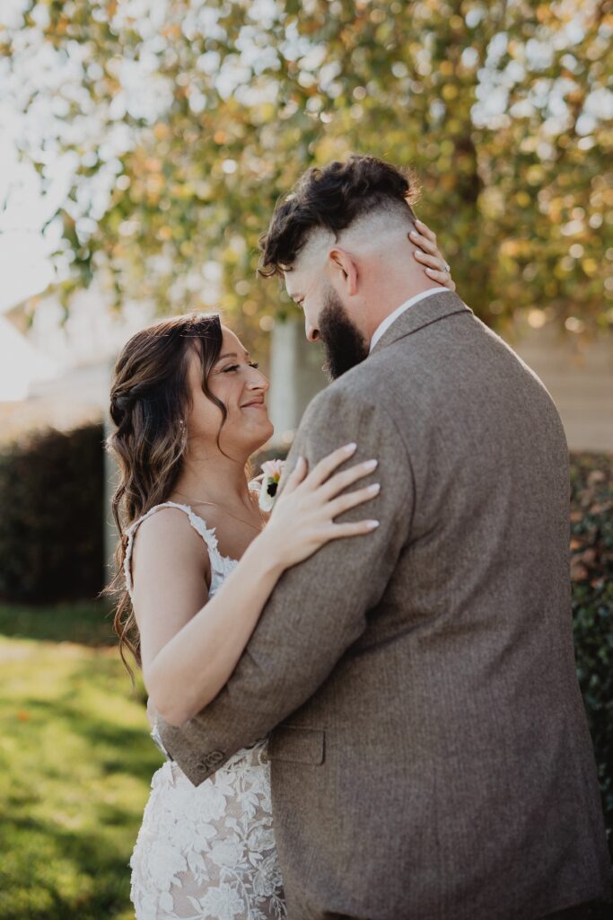 Saltwater Farm Vineyard Wedding | Courtney + Dan