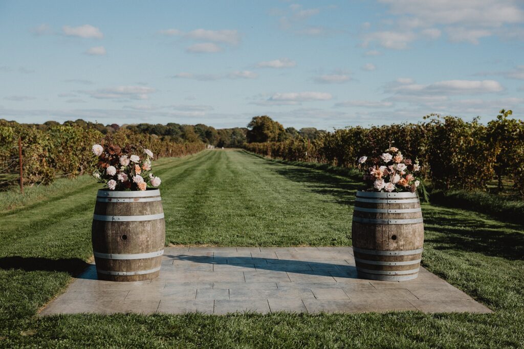Saltwater Farm Vineyard Wedding | Courtney + Dan