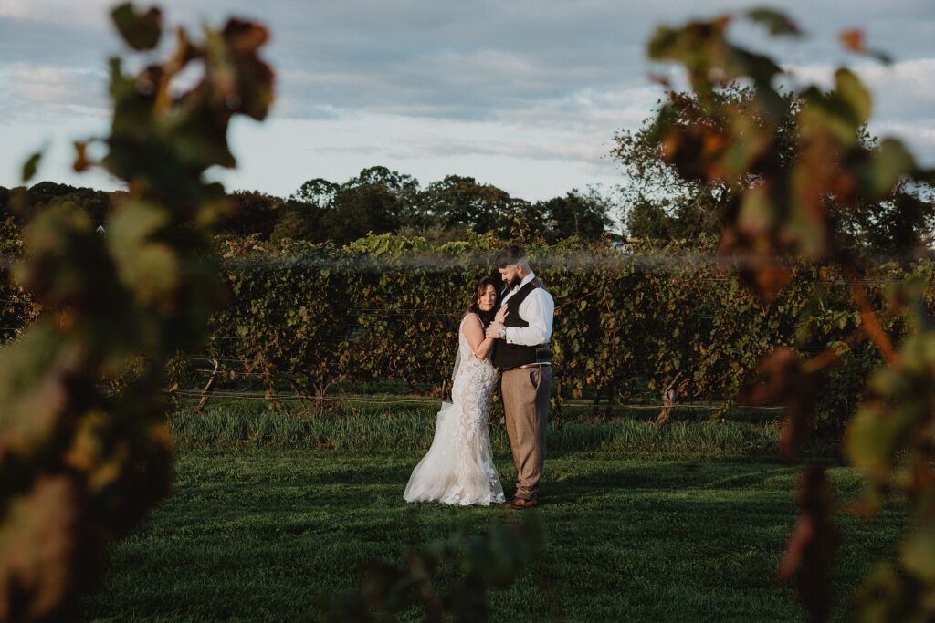 Saltwater Farm Vineyard Wedding | Courtney + Dan