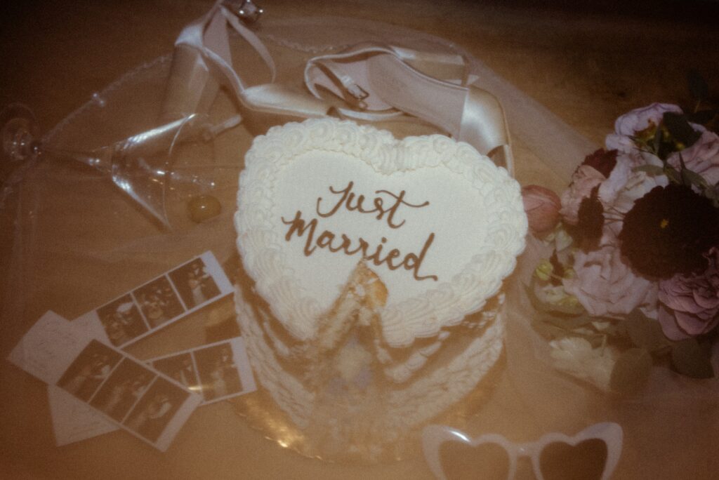 Saltwater Farm Vineyard Wedding | Courtney + Dan