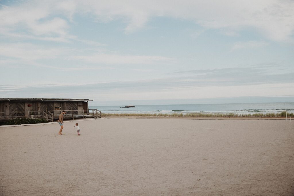 A Film Inspired Family Maternity Session at Narragansett Beach