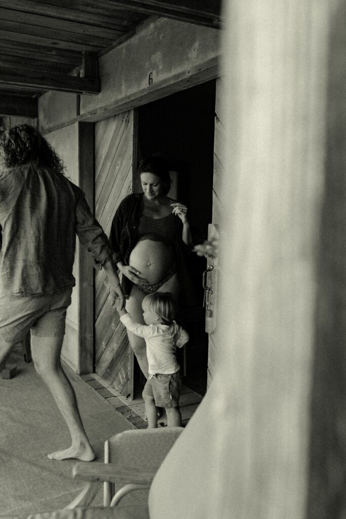 A Film Inspired Family Maternity Session at Narragansett Beach