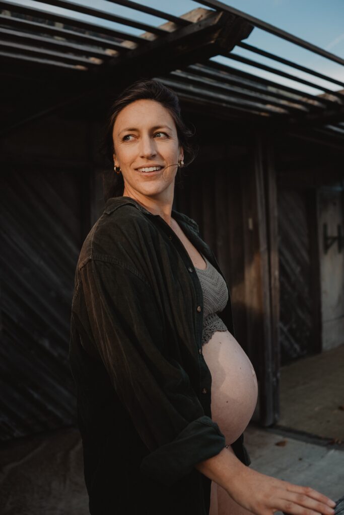 A Film Inspired Family Maternity Session at Narragansett Beach