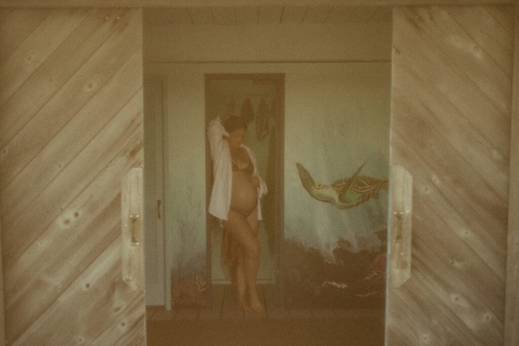 A Film Inspired Family Maternity Session at Narragansett Beach