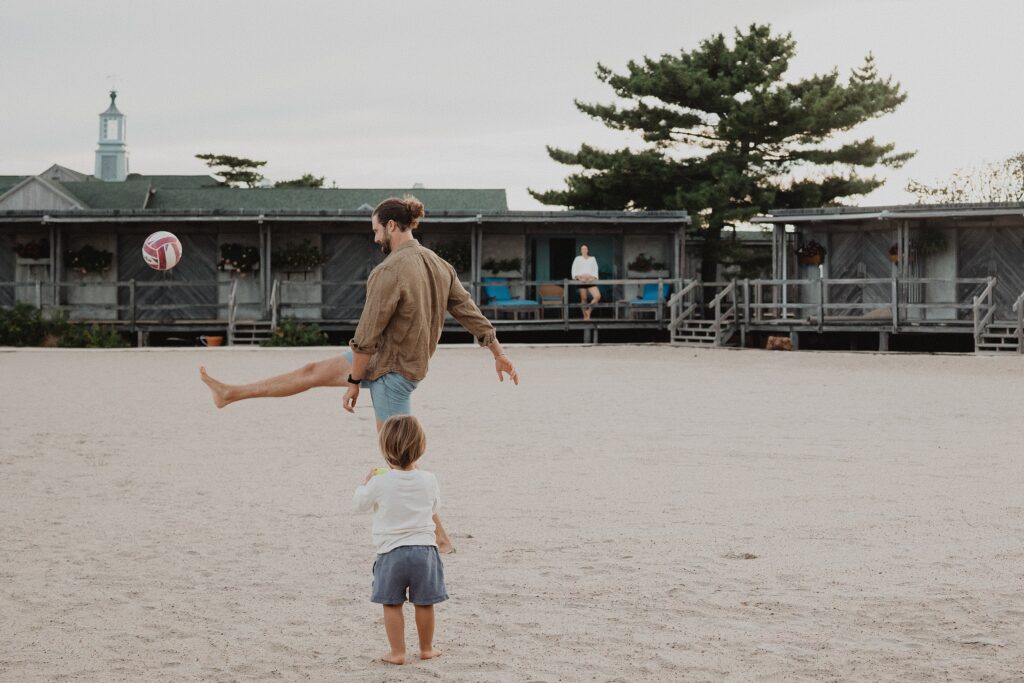 A Film Inspired Family Maternity Session at Narragansett Beach