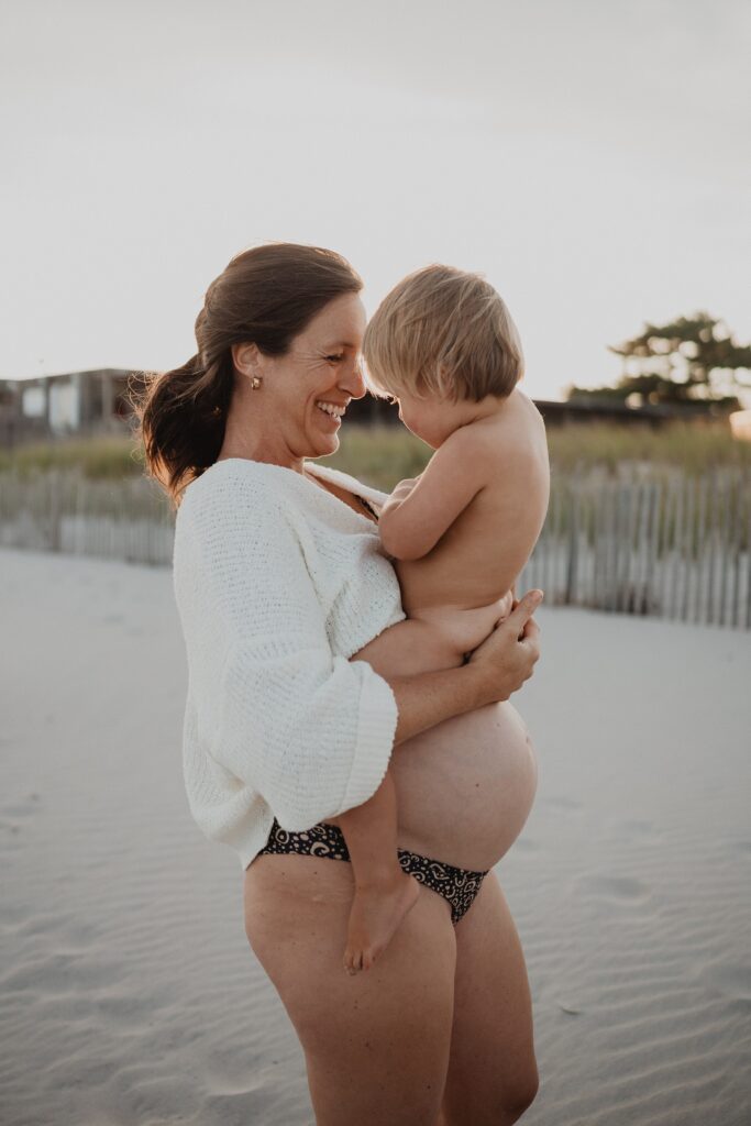 A Film Inspired Family Maternity Session at Narragansett Beach