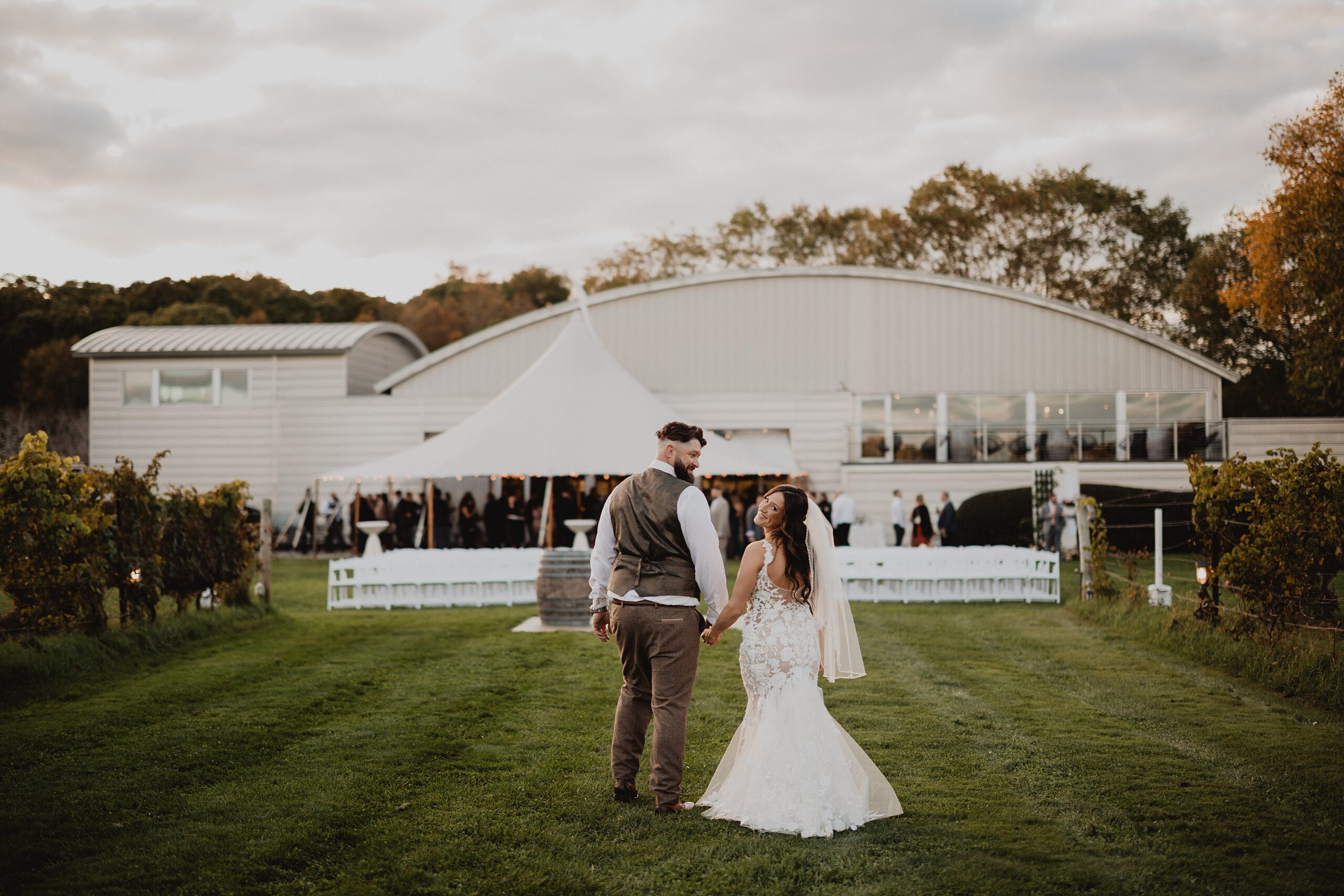 Saltwater Farm Vineyard Wedding | Courtney + Dan